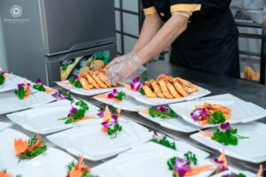 Những lưu ý không nên bỏ qua khi chọn dịch vụ đặt cỗ tại nhà ở Hà Đông