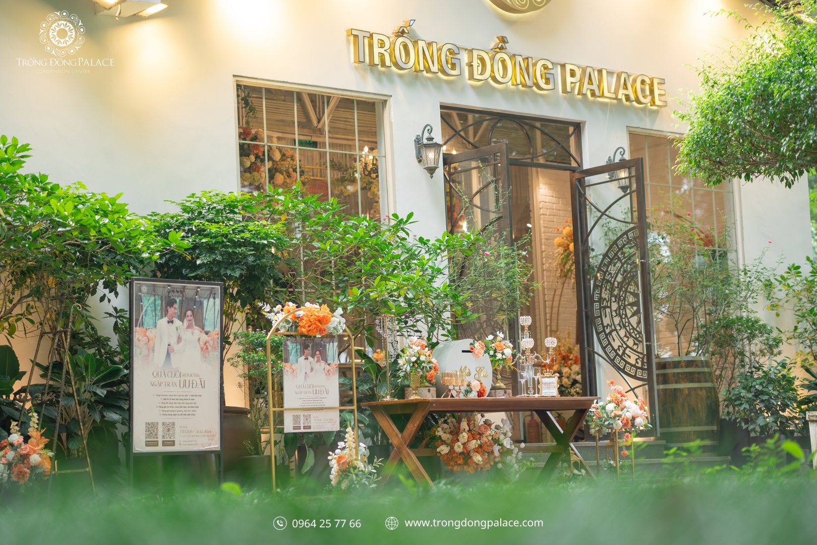 Khu welcome tiệc cưới mùa hè với phong cách Garden tươi mát