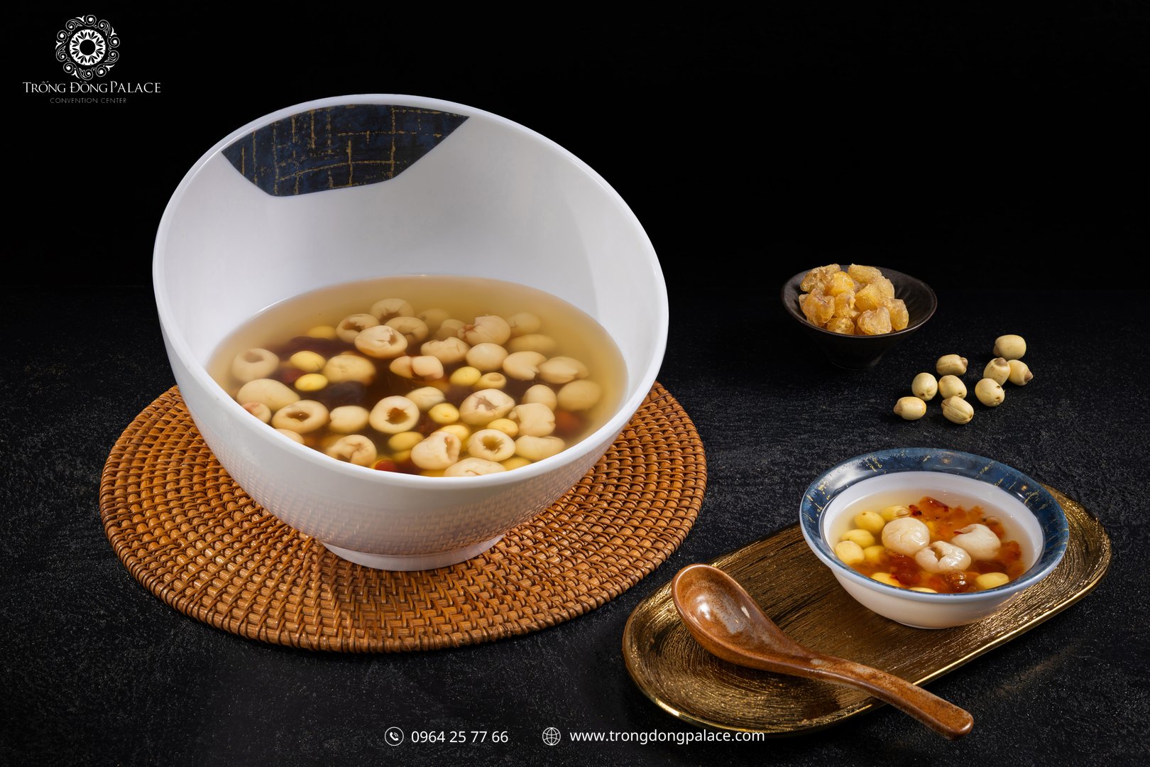 Chè hạt sen long nhãn tráng miệng cho menu đám cưới mùa hè