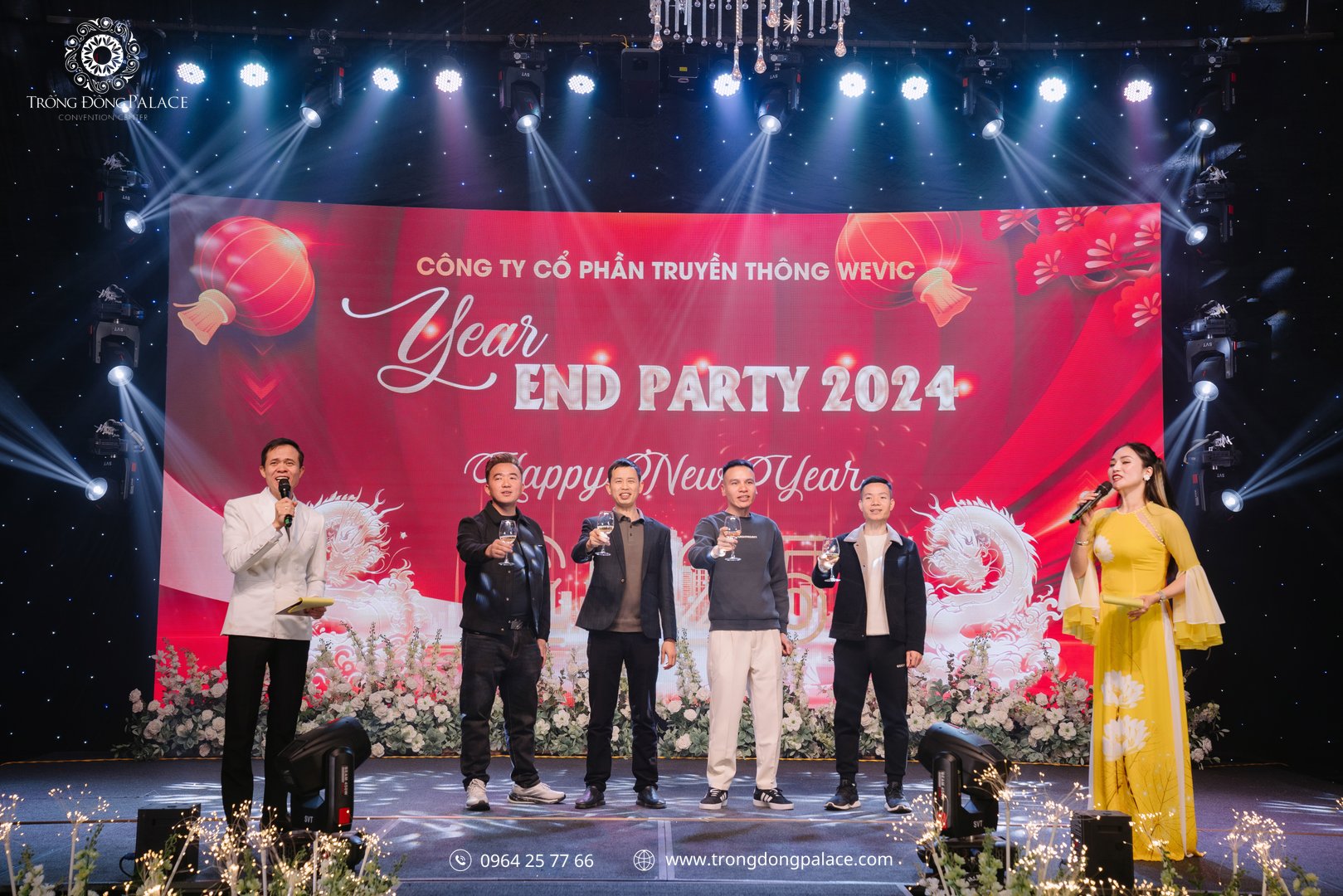 nghi thuc khui sam banh khai tiec year end party