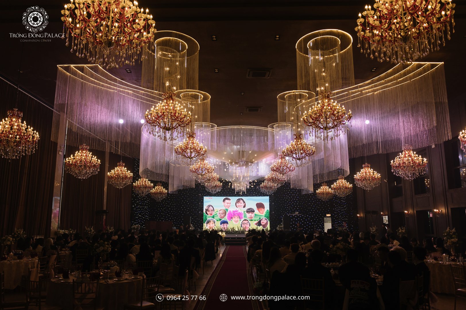 Top Địa Điểm Tổ Chức Gala Dinner Tại Hà Nội [Báo Giá 2026]