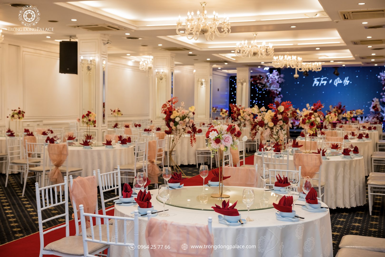 trung-tam-to-chuc-gala-dinner-hang-cot-hoan-kiem